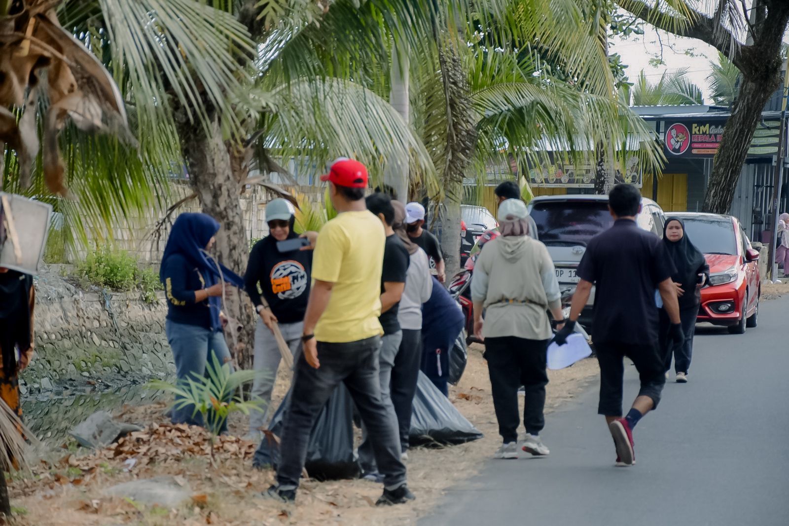 Pemkot Palopo Gelar Kerja Bakti, Warga Diajak Kurangi Sampah dari Rumah Tangga