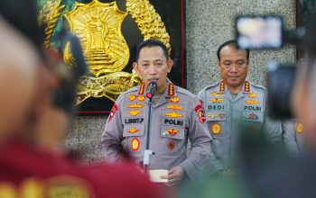 Kapolri Perintahkan Polda hingga Polsek Siaga Tangani Dampak Anak Krakatau