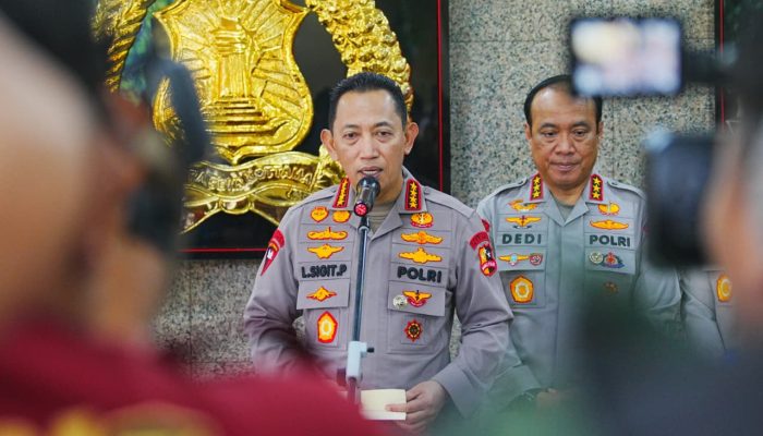 Kapolri Perintahkan Polda hingga Polsek Siaga Tangani Dampak Anak Krakatau