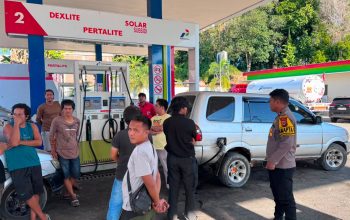 Polres Luwu Turun Atur Antrean BBM Bersubsidi di Sejumlah SPBU