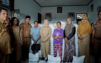 2.762 Penerima di Telluwanua Dapat Bantuan Beras CPP