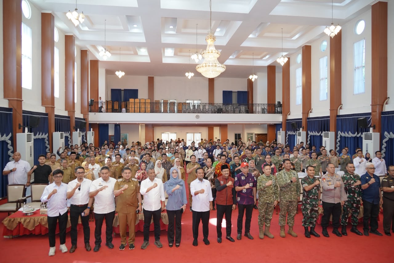 Wabup Luwu Hadiri Rakor Sekolah Rakyat dan Persiapan Kunjungan Prabowo