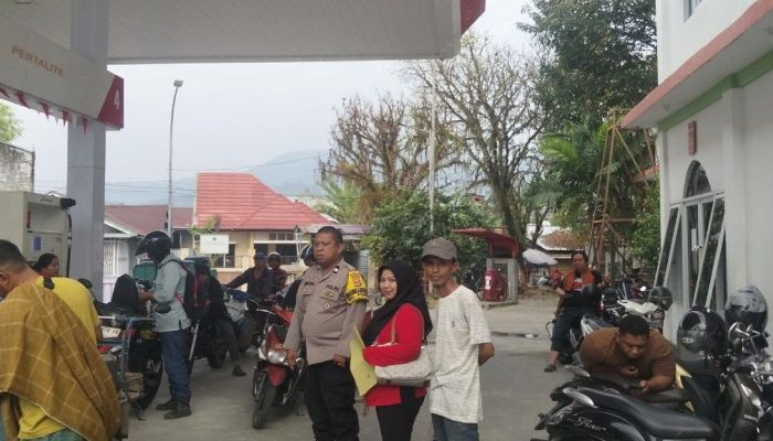 Polisi Kawal Distribusi BBM untuk Nelayan di SPBU Sawerigading Palopo