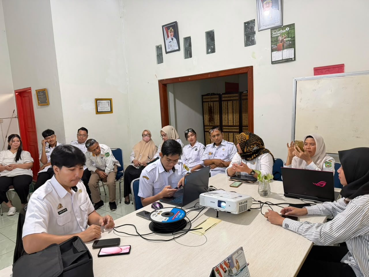 Diskominfo Palopo Lanjutkan Coaching Clinic PPID di Disdukcapil