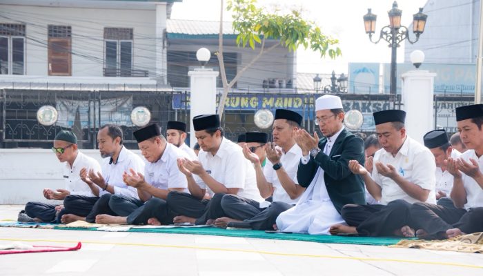 Pemkot Palopo Gelar Salat Istisqa di Halaman Kantor Wali Kota
