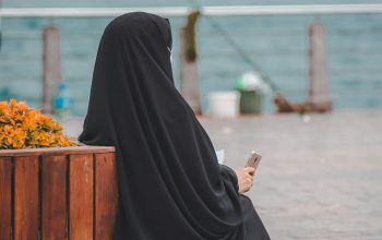 Siswi di Bawah 14 Tahun Dilarang Pakai Hijab di Sekolah Austria Siswi di Bawah 14 Tahun Dilarang Pakai Hijab di Sekolah Austria