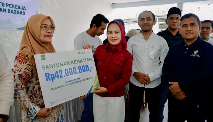 Baznas Palopo Biayai Kepesertaan BPJS Ketenagakerjaan bagi 583 Pekerja Rentan Wara Timur