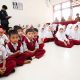 Andi Poci Serahkan Bantuan Susu di SD 39 Kambo, Tekankan Pentingnya Gizi Anak