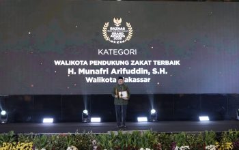 Wali Kota Makassar Terima Penghargaan dari BAZNAS RI, Perkuat Gerakan Zakat dan Kepedulian Sosial