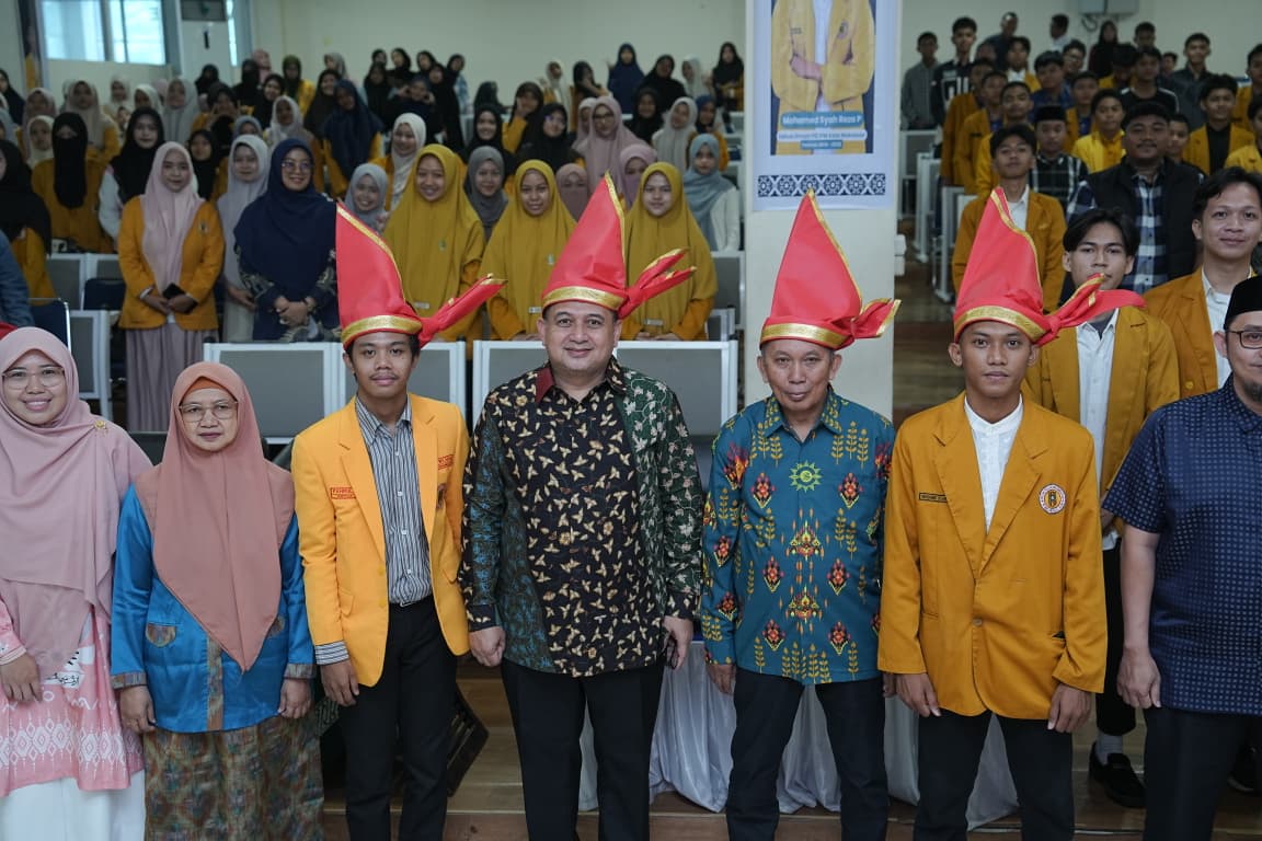 Kukuhkan Pengurus Baru, Appi Ajak IPM Makassar Jadi Mitra Pemerintah